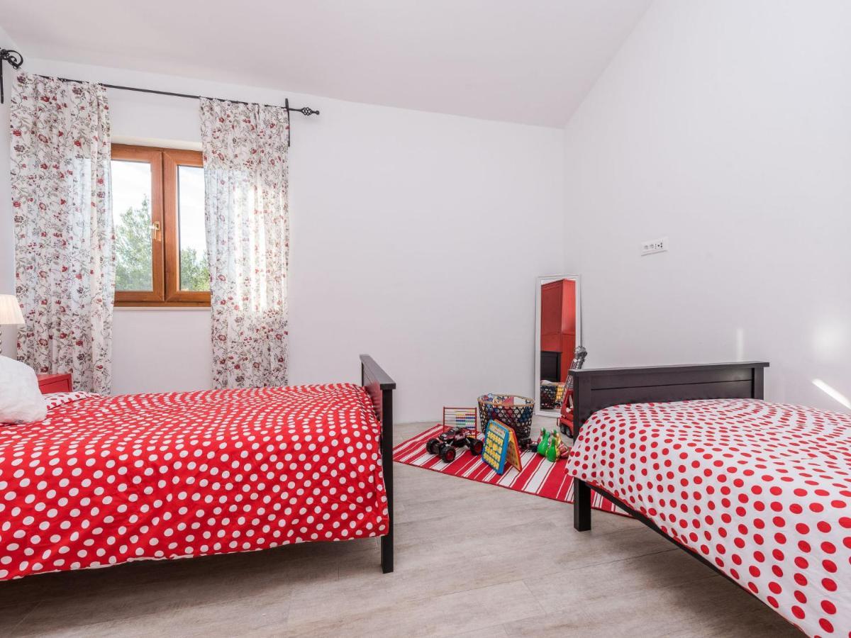 Holiday Home Velebit By Interhome Рованиска Екстериор снимка