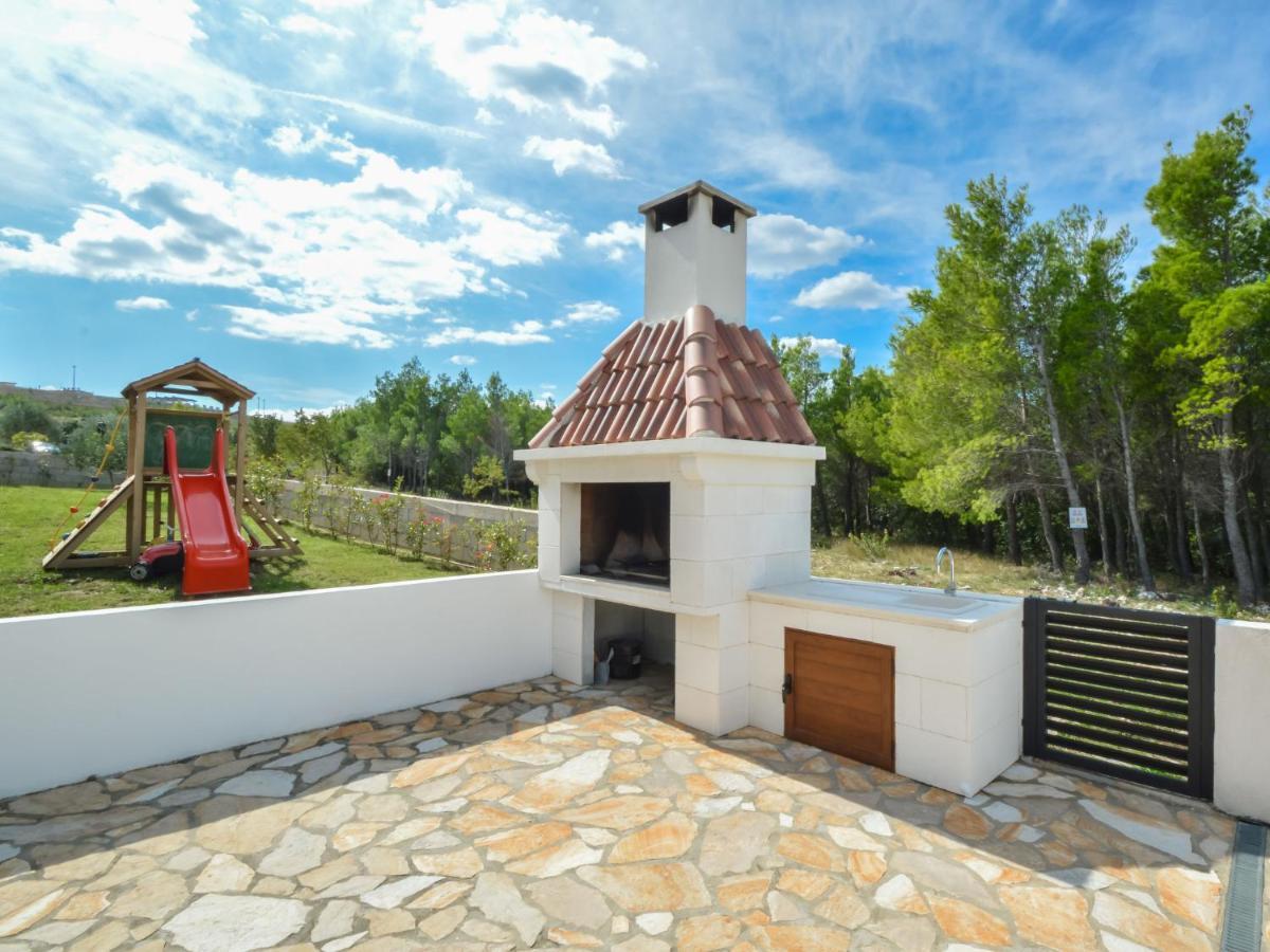 Holiday Home Velebit By Interhome Рованиска Екстериор снимка
