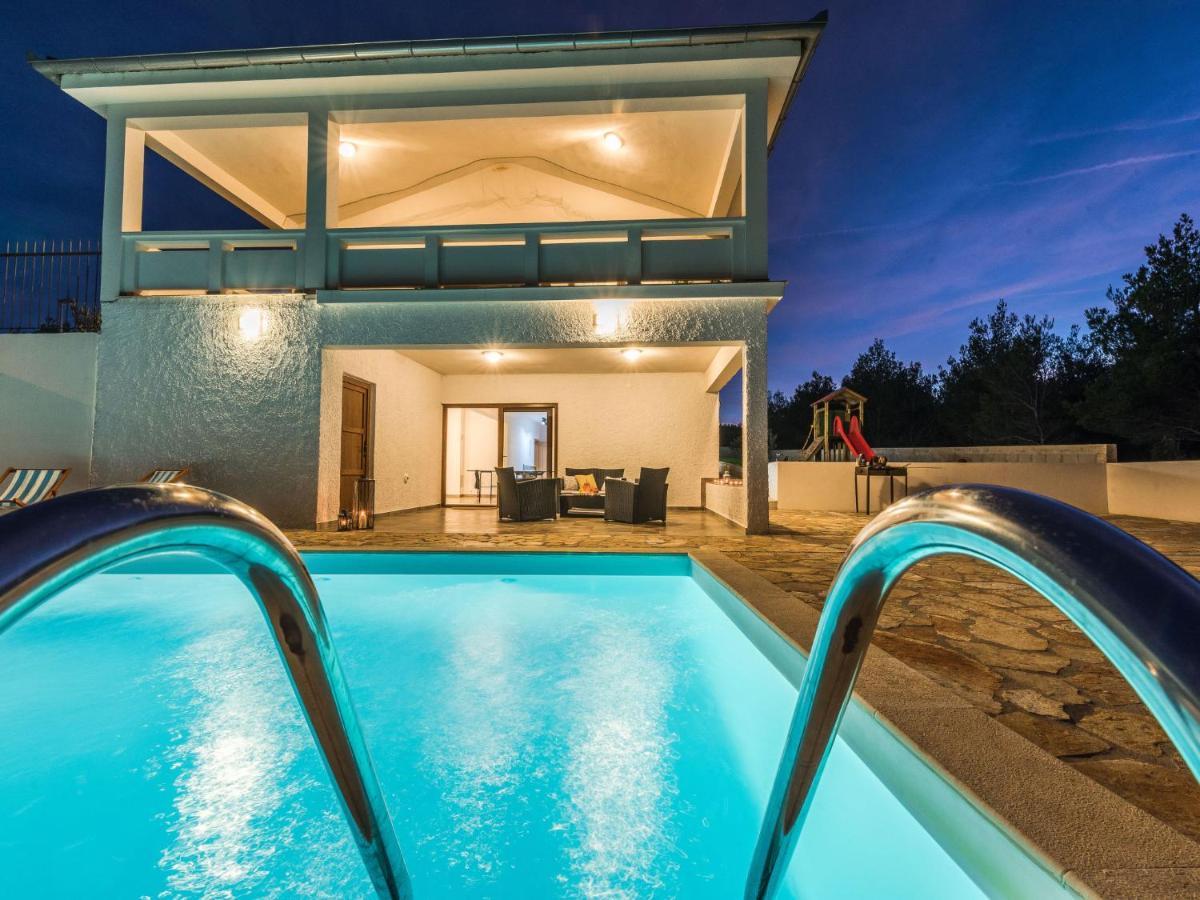 Holiday Home Velebit By Interhome Рованиска Екстериор снимка