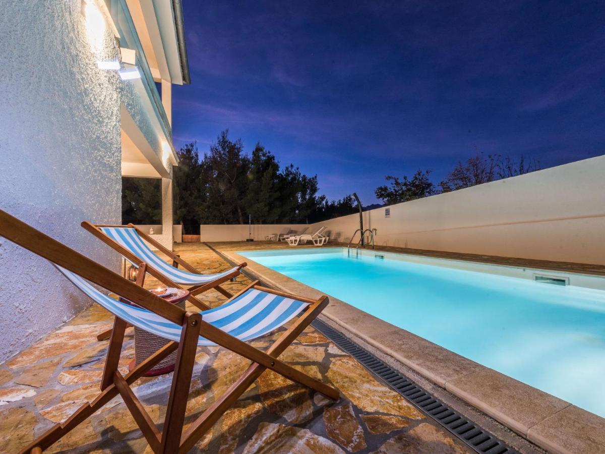 Holiday Home Velebit By Interhome Рованиска Екстериор снимка